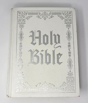 VTG 1971 Holy Bible King James Version Red Letter Reference Ed White Silver-image