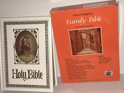 Regency Classic Family Bible (Regency, King James Version) - Thomas Nelson P...-image