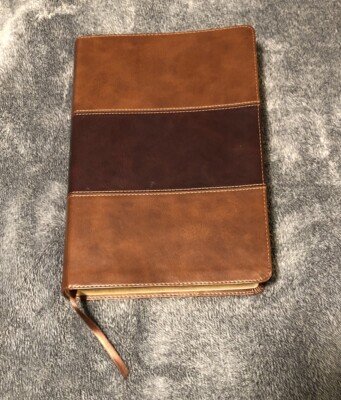 Holman Authorized King James Reference Bible: Two Tone Brown Leather 2019-image