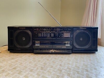 Fisher PH-W801 Surround Sound Boombox AM/FM WORKING Cassette DOES NOT WORK-image