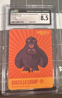 NYCC 2024 GCG NM/MINT 8.5 Godzilla Chomp Card #099/350 by Plastic Empire-image