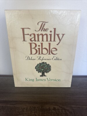 The Family Bible Deluxe Reference Edition (White Imitation Leather) KJV-image