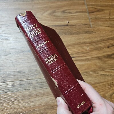 Holy Bible Red Letter Concordance Scofield Reference Edition KJV Oxford Burgundy-image