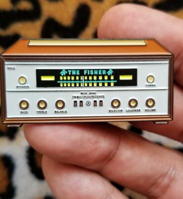 Limited Fisher 800C Tube Stereo Receiver Enamel Pins Limited -image