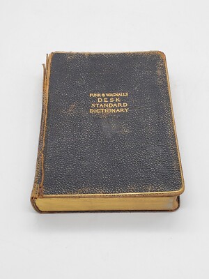 Funk & Wagnalls The Desk Standard Dictionary 1944 Leather Cover Illustrated-image