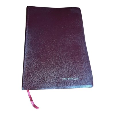 Ultrathin Large Print Holy Bible Reference Edition Burgundy Leather Cover-image