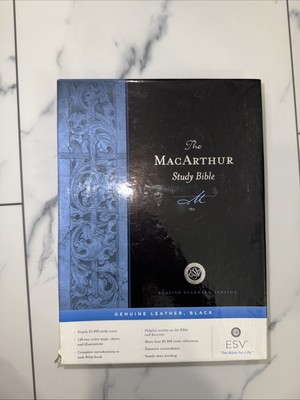 The MacArthur Study Bible Hardcover Book Crossway Leather Bound ESV 2010 USA-image