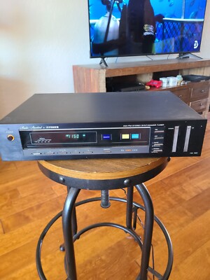 Vintage Fisher Studio Standard FM-660 AM/FM Stereo Synthesized Tuner Tested Work-image