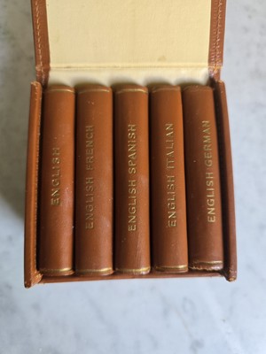 Vintage Burgess/Bowes Midget Translation Dictionaries 5 Leatherette Mini Books-image