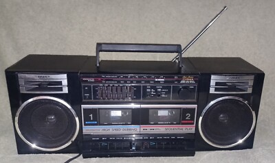 Fisher PH-W702 Dual Cassette/Tape AM/FM Radio/Boombox Stereo Detachable Speakers-image