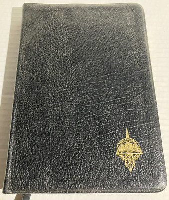 The Holy Bible NKJV Slimline Reference Edition 1988 Thomas Nelson, Inc. Leather-image