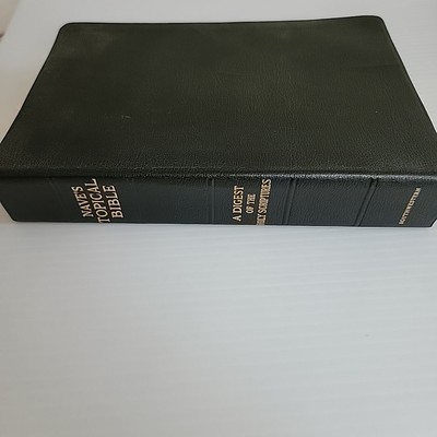 Naves Topical Bible A Digest of the Holy Scriptures - 1962 Southwestern - Gilt-image