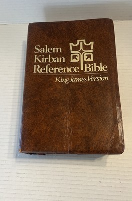 SALEM KIRBAN REFERENCE BIBLE *Nice Condition* 1979.-image
