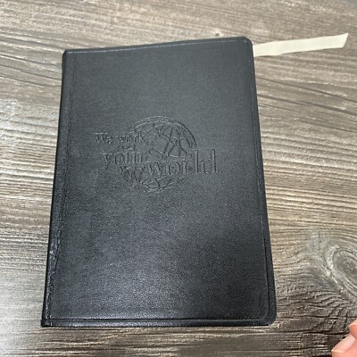 The Traveler’s Atlas Compass Rose Graphic Image 2nd Edition 1996 Leather Bond-image