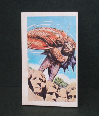 Menko Monster Tourists - Turtle & Prami / Yokopro at Mt.Rushmore Trading Card-image