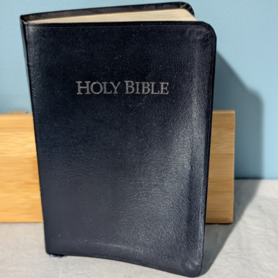 Holy Bible King James Version References Bonded Leather World 333BL Navy Blue-image