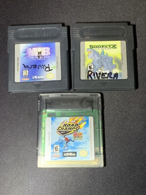 GameBoy Color 3 Game Cartridge Lot (Men in Black, Godzilla, Road Champs)-image