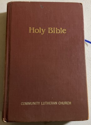 Holy Bible The New King James Version Pew Library Edition Nelson 422BG-image