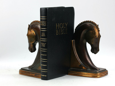 KJV / HOLY BIBLE King James Version Black Bonded Leather Reference 1994-image