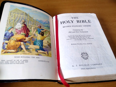 Holy Bible RSV AJ Holman Co 1962 Black Persian Grain Leather Color Illustrations-image