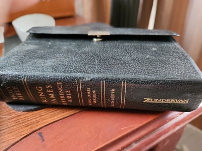 King James Compact Reference Bible Red Letter Snap Closure (2004, Imi. Leather)-image