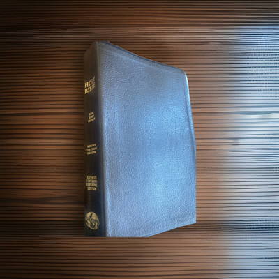 Holy Bible Kenneth Copeland Reference Edition KJV Red Letter Leather Dark Blue-image
