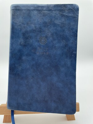 Thomas Nelson King James Version KJV Bible Navy Leathersoft-Good Used Condition-image