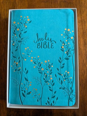 NKJV Giant Print Holy Bible Aqua Teal Embossed Imitation Leather BRAND NEW CP2-image