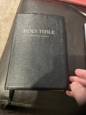 1984 holy bible new american standard nelson 866 Genuine Leather-image