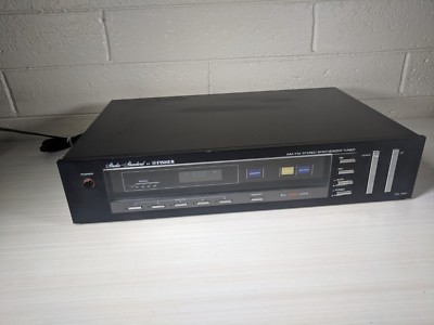 VINTAGE STUDIO-STANDARD BY FISHER AM/FM STEREO SYNTHESIZER TUNER FM-660 JAPAN-image