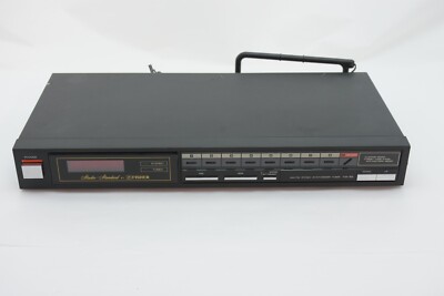 Vintage Fisher Studio-Standard FM-65 AM/FM Stereo Synthesizer Tuner-image