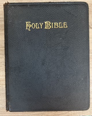 Vintage Holy Bible Self-Pronouncing Edition 20th Century Ed Holman 12x9 Leather-image