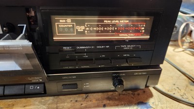 Fisher CR-W780 Double Auto Reverse Stereo Cassette Deck-image
