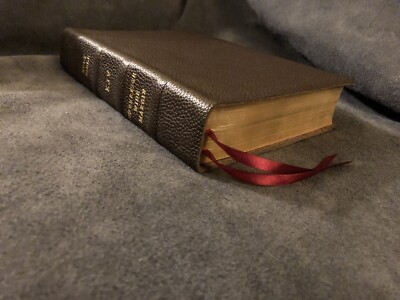 KJV KING JAMES VERSION SOVEREIGN wide margin reference Bible Genuine Leather-image