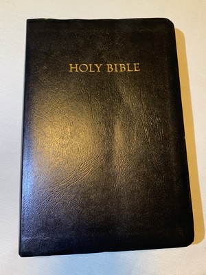Holy Bible KJV Giant Print Reference Edition Red Letter Concordance  Nelson-image