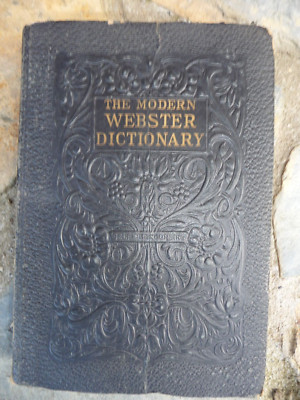 The Modern Webster Dictionary 1935 Bonded Leather Cover-image