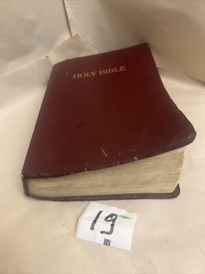 Holy Bible NKJV Giant Print Center Column Reference Edition Leather Nelson 993BG-image