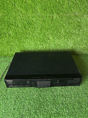 Fisher AM/FM Stereo Synthesizer Tuner, Model FM-9325-image