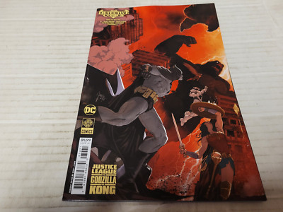Detective Comics # 1074 (DC, 2023) Justice League Vs Godzilla Vs Kong Card Stock-image
