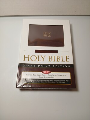 Holy Bible NKJV Giant Print Personal Size Edition  (Thomas Nelson, 2006)-image