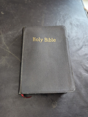 AJ Holman VTG 50s Holy Bible Book References Concordance Leather USA Print-image
