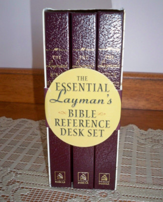 The Essential Layman's Bible Reference Desk Set Barbour Edition 3 Books-image