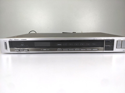 Fisher FM-550 AM/FM Stereo Tuner-image