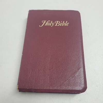 Holy Bible NKJV Large Print Center Column Reference Ed 1994 Nelson 2213BG Red-image
