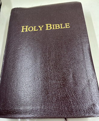 Holy Bible KJV Complete Topical Study and Reference Edition Large Print 2000-image