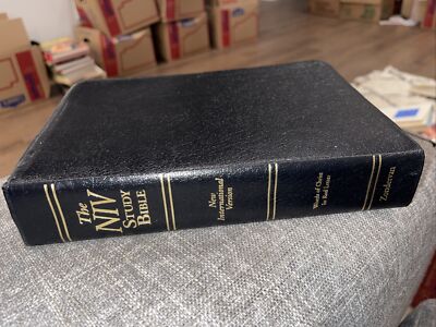 The NIV Study Bible Spirit Filled Reference Red Letter Black Leather Concordance-image
