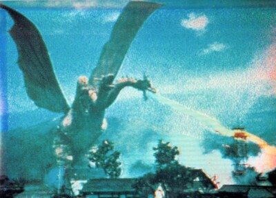 GODZILLA CHROMIUM 1996 PARALLEL HOLOCHROME STICKER # 28 GHIDORAH MONSTER-image