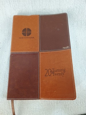 The Holy Bible NIV New International Version Zondervan Thinline Leather 2002-image