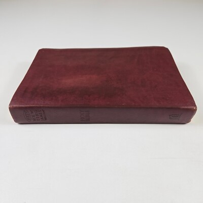NKJV Giant Print Bible Burgandy Softcover Red Letter References Thomas Nelson-image