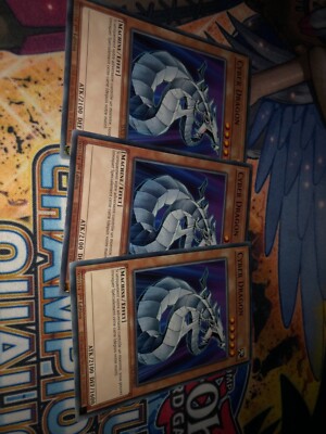 Cyber Dragon SDCS-FR003 Yugioh Card First Edition Common X3 French -image